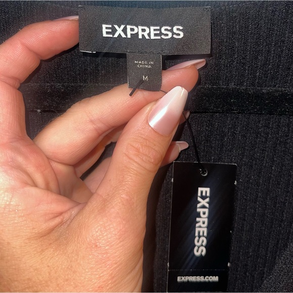 EXPRESS Black Ribbed V-Neck Sleeveless Midi Sweater Dress M NWT - Picture 8 of 10